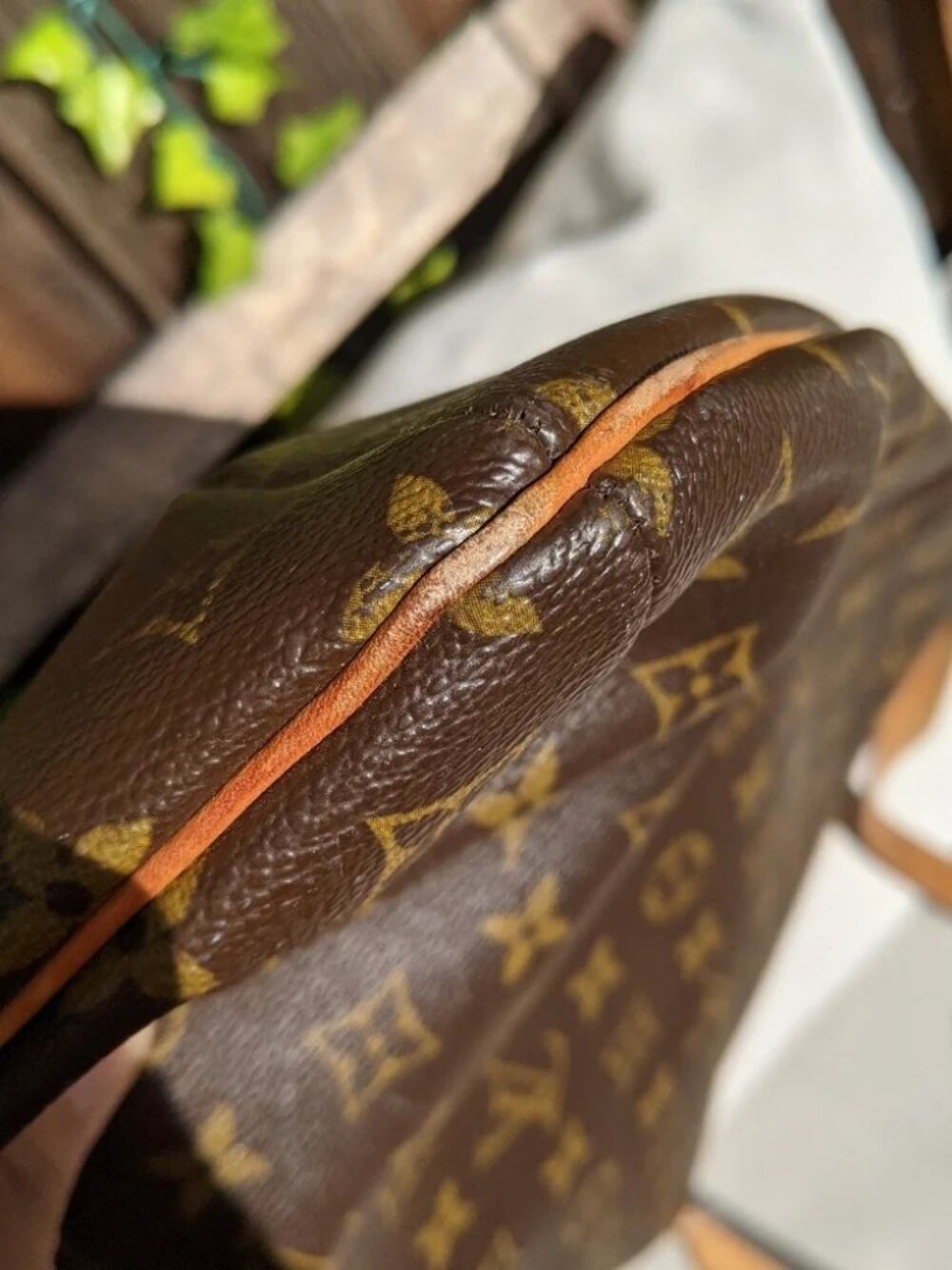 Authentic Louis Vuitton  Musette Gm - Picture 5 of 9